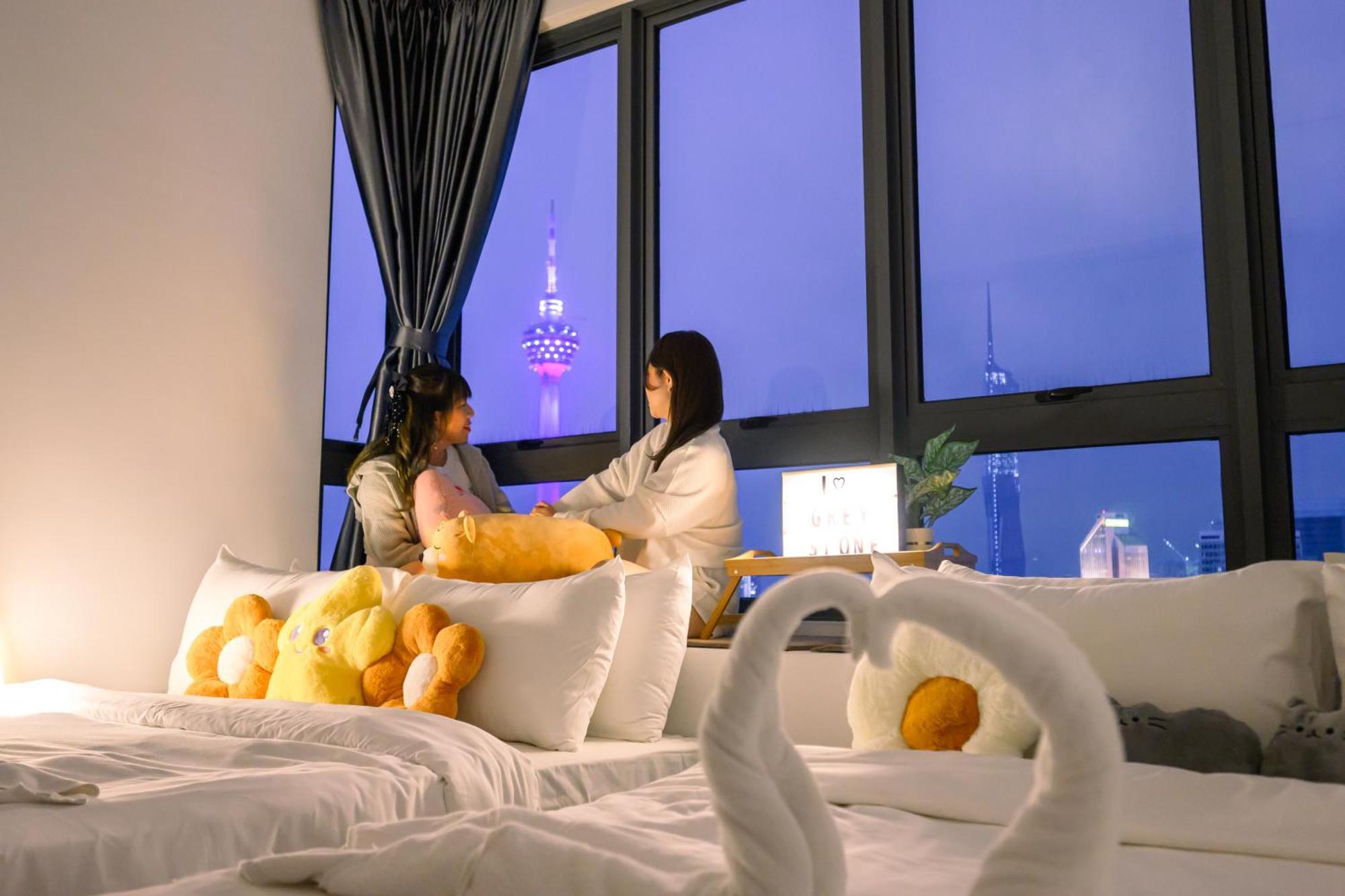 Greystone Colony Klcc *